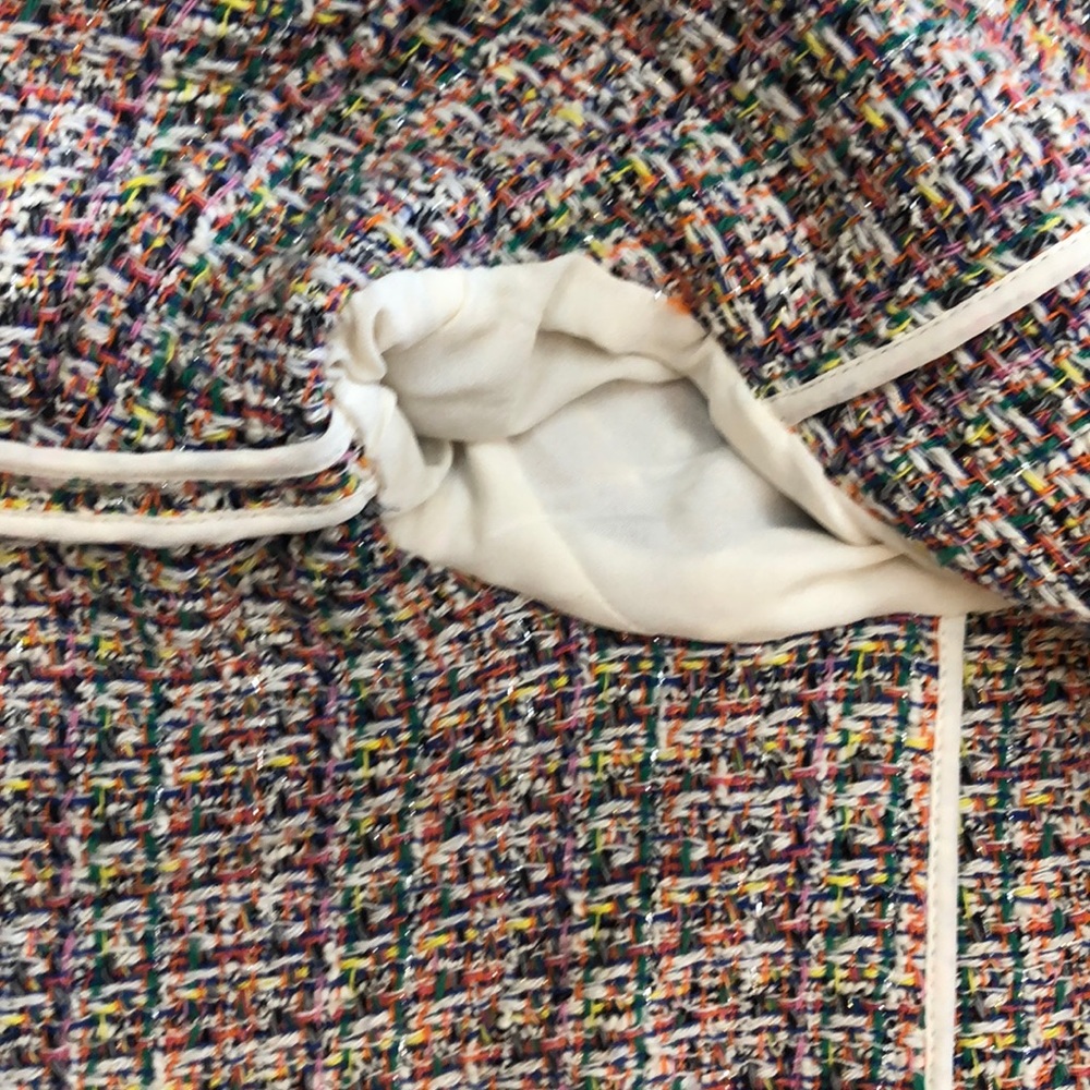 Lady’s jacket - Picture 3 of 3